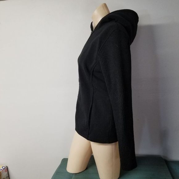 Effect black hoodie sweater with knit sleeve - Picture 9 of 11